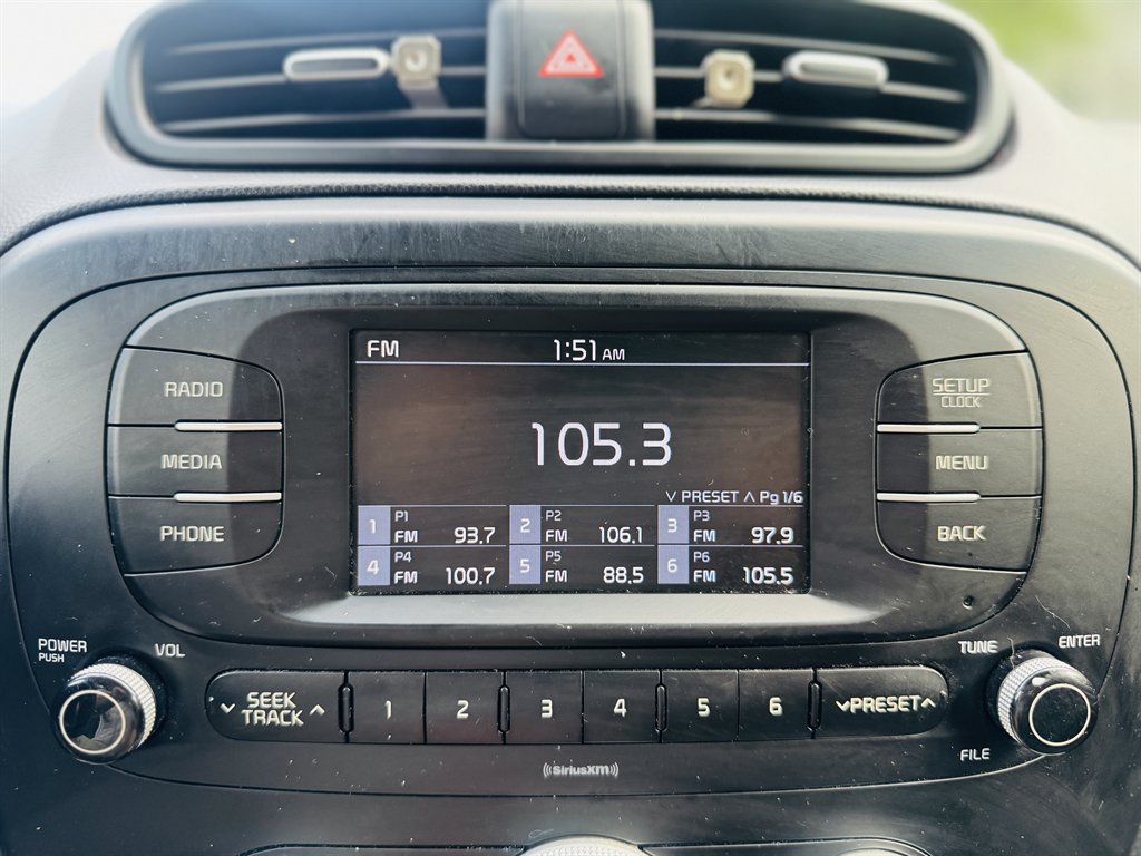 2017 Kia Soul - $9,900