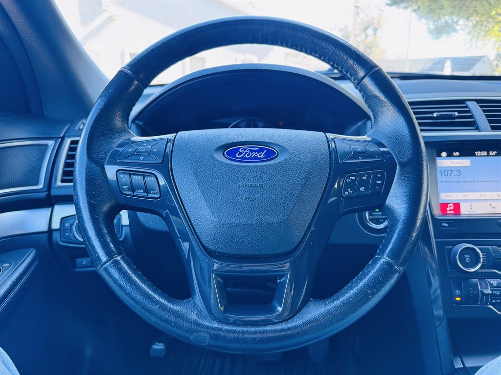 2017 Ford Explorer - $12,999
