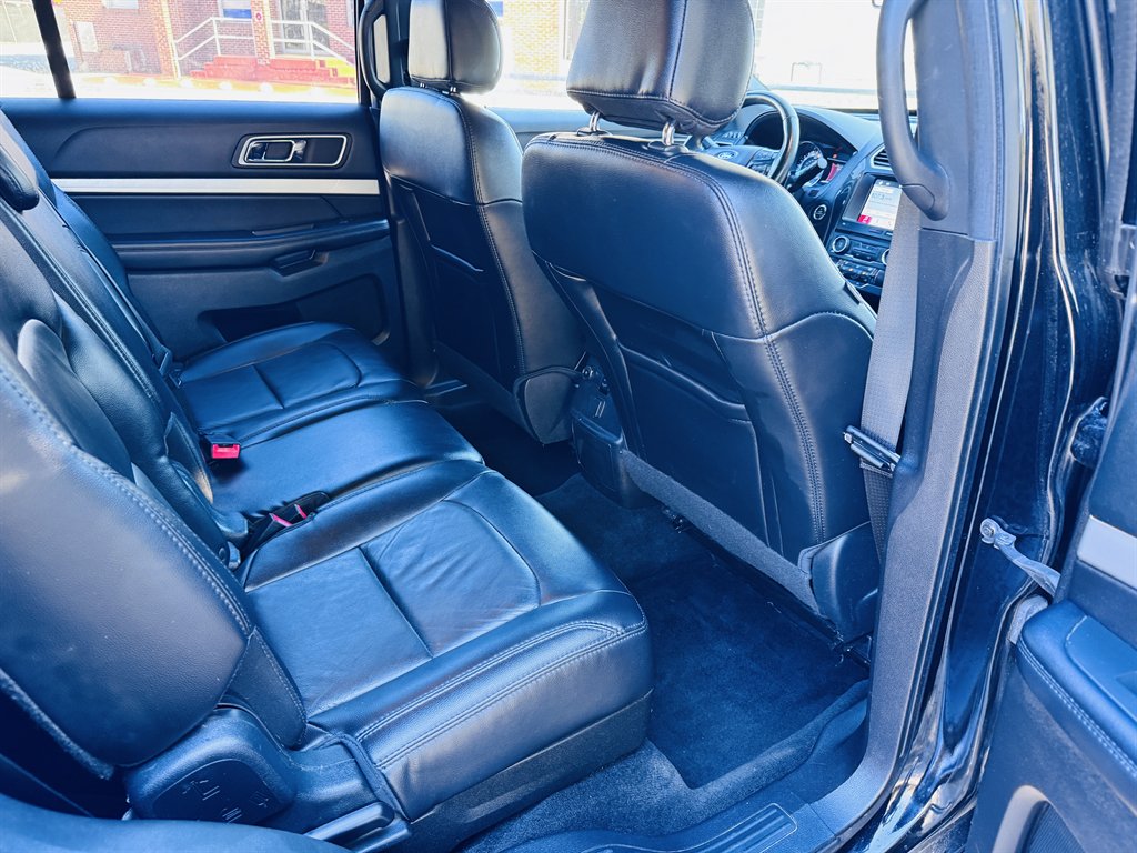 2017 Ford Explorer - $12,999