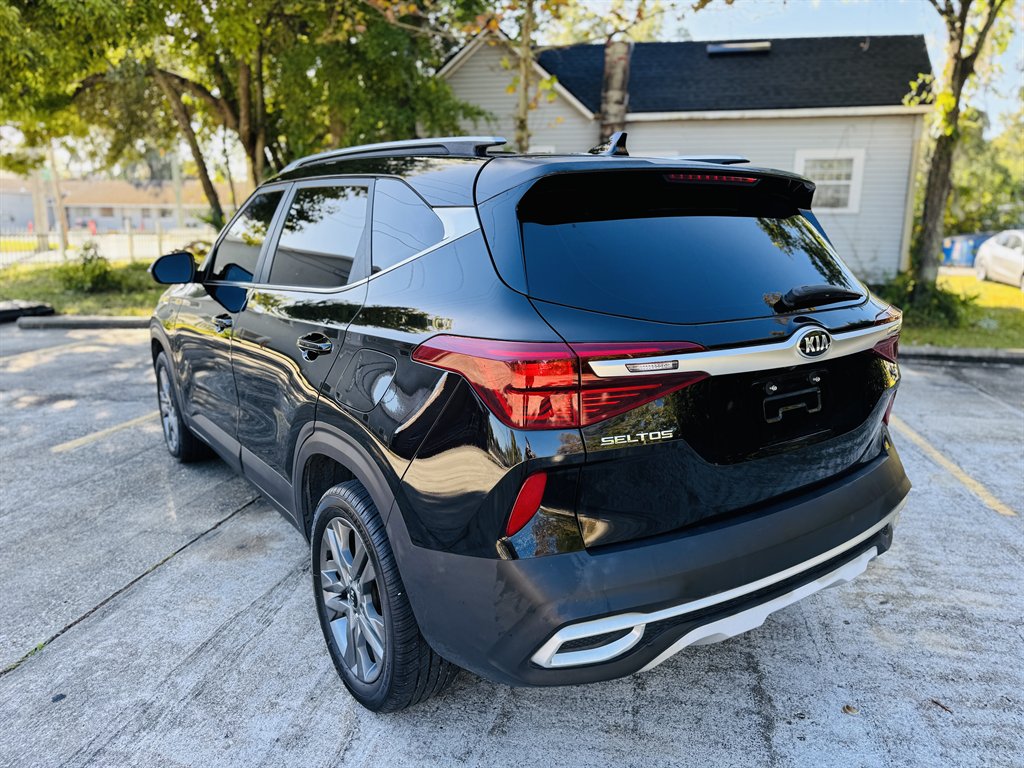 2021 Kia Seltos - $12,900