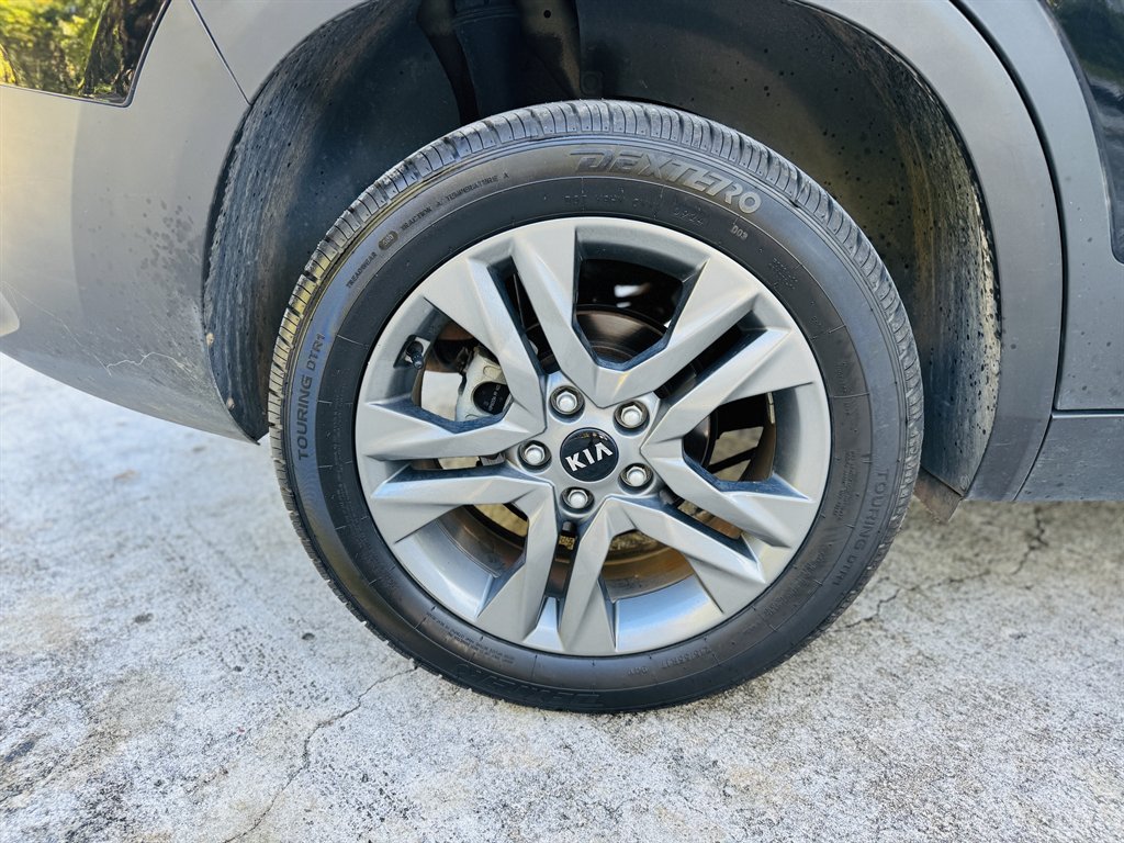 2021 Kia Seltos - $12,900