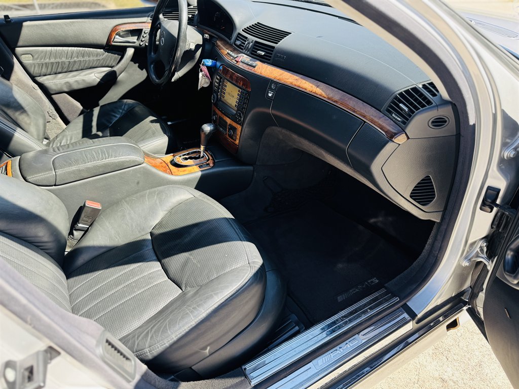 2006 Mercedes-Benz S-Class - $8,900