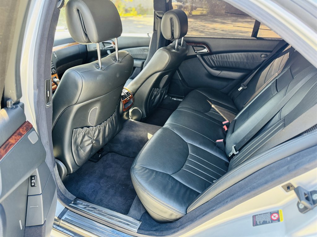 2006 Mercedes-Benz S-Class - $8,900