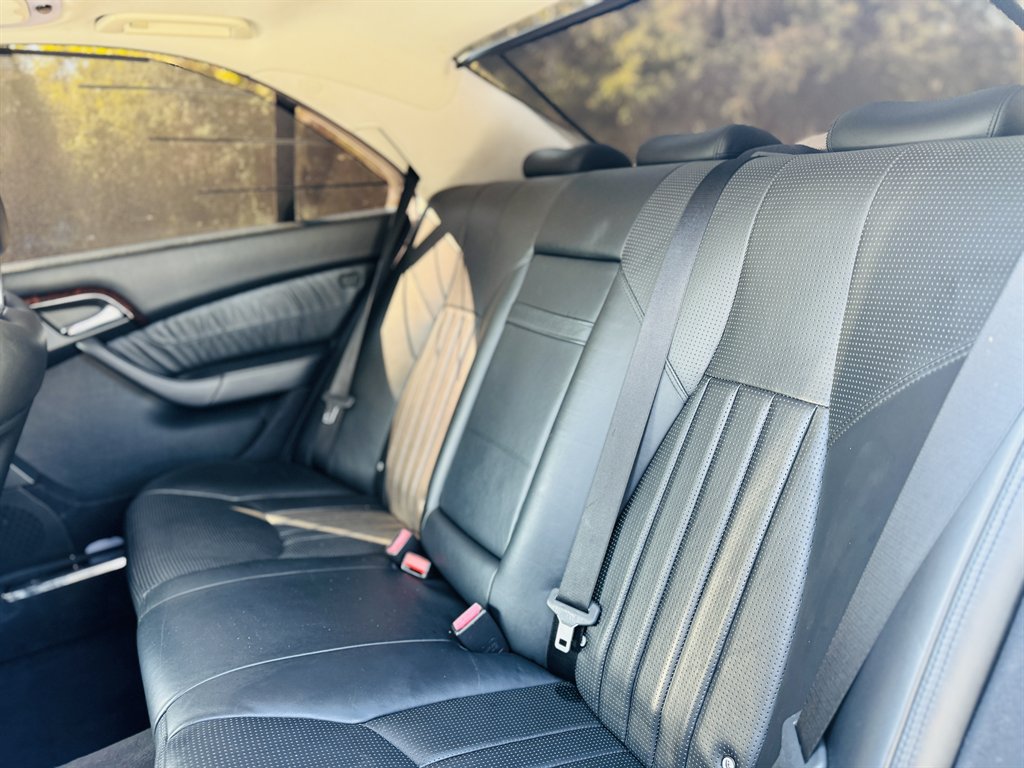 2006 Mercedes-Benz S-Class - $8,900