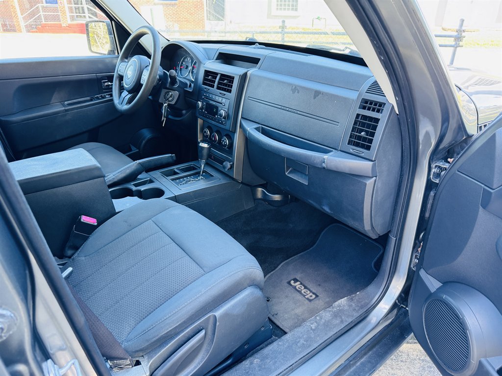2012 Jeep Liberty - $5,990