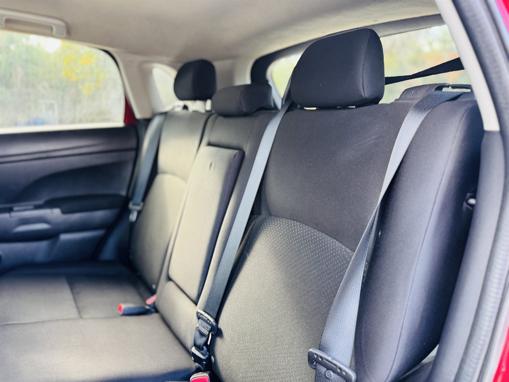 2015 Mitsubishi Outlander - $9,999