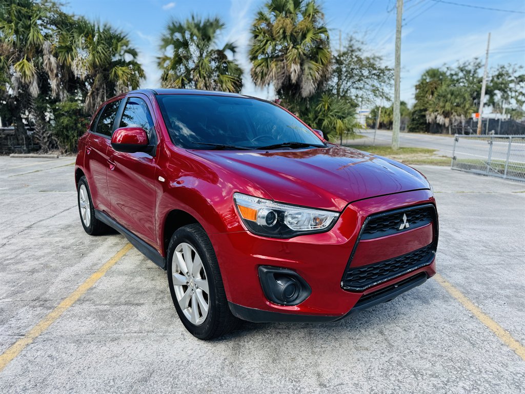 2015 Mitsubishi Outlander - $9,999