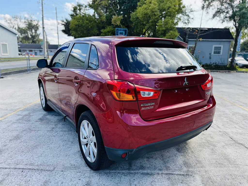 2015 Mitsubishi Outlander - $9,999