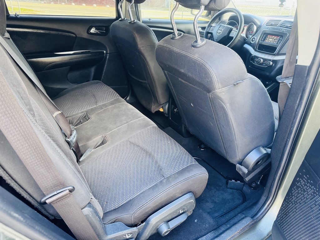 2017 Dodge Journey - $11,990