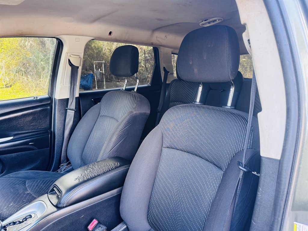2017 Dodge Journey - $11,990