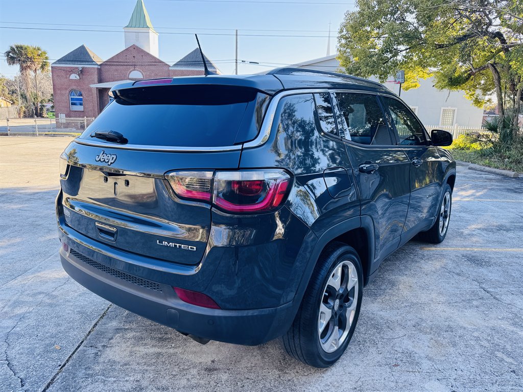 2018 Jeep Compass - $9,500
