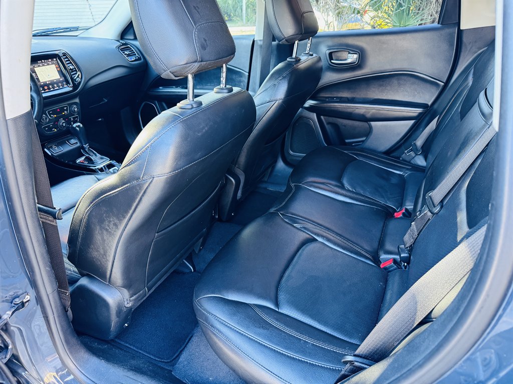2018 Jeep Compass - $9,500