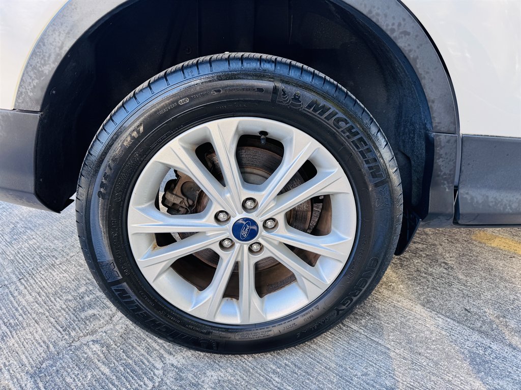 2017 Ford Escape - $11,990
