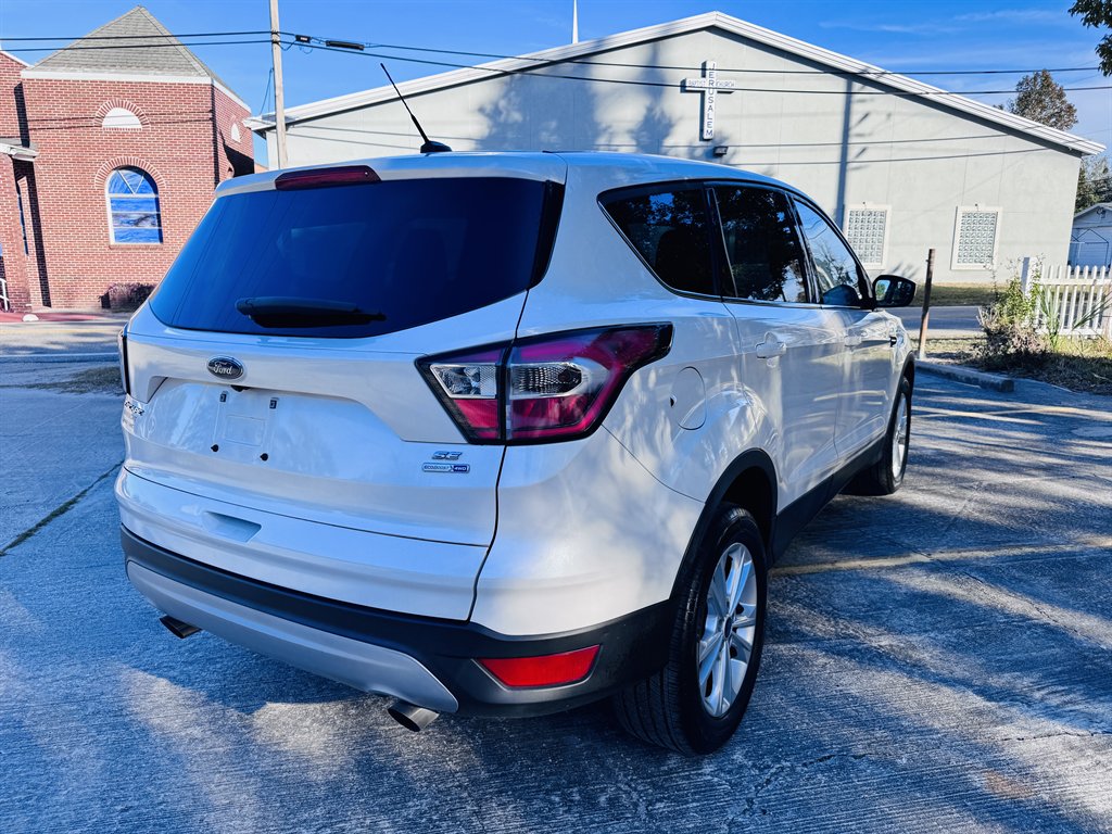 2017 Ford Escape - $11,990