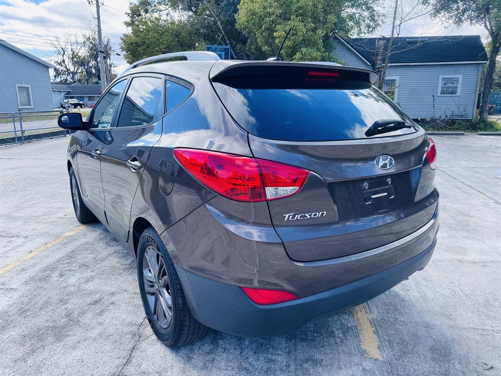 2014 Hyundai Tucson - $11,999