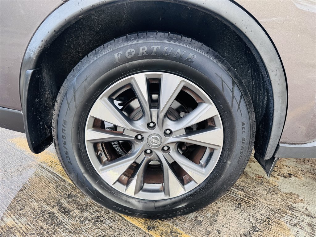 2017 Nissan Murano - $14,150
