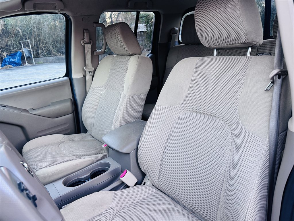 2017 Nissan Frontier - $18,500