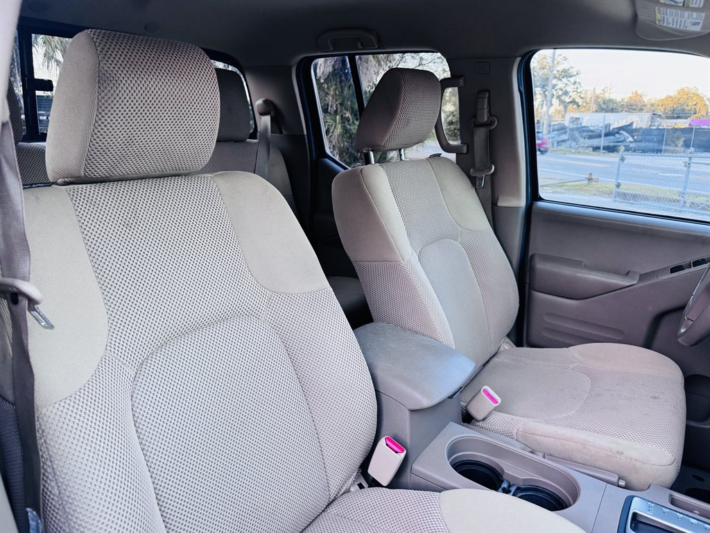 2017 Nissan Frontier - $18,500