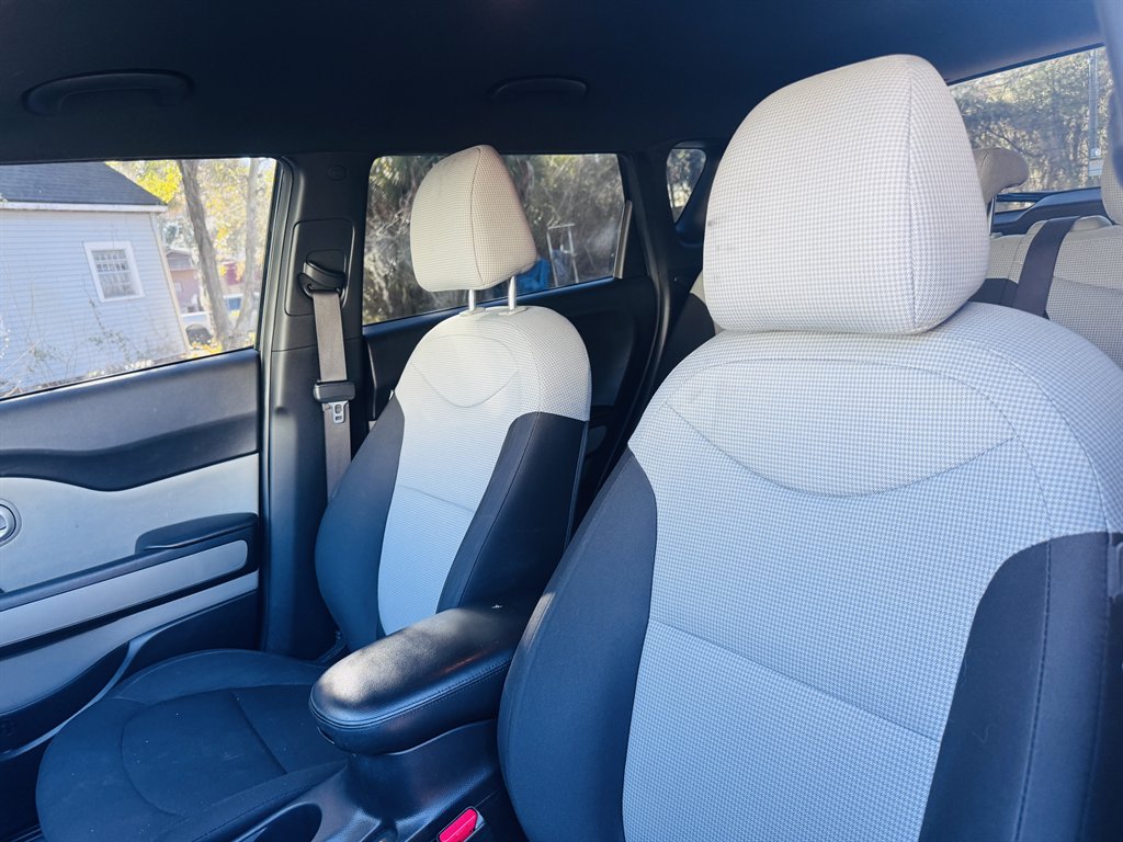 2017 Kia Soul - $11,999