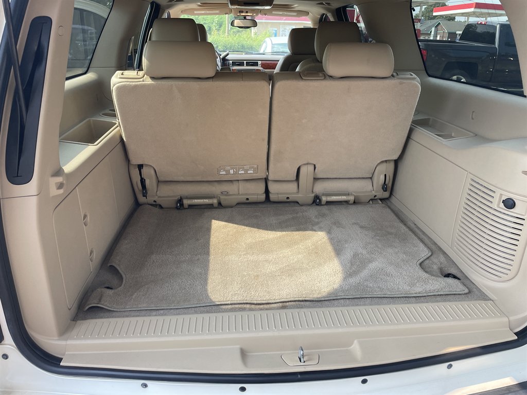 2013 Chevrolet Suburban - $15,970
