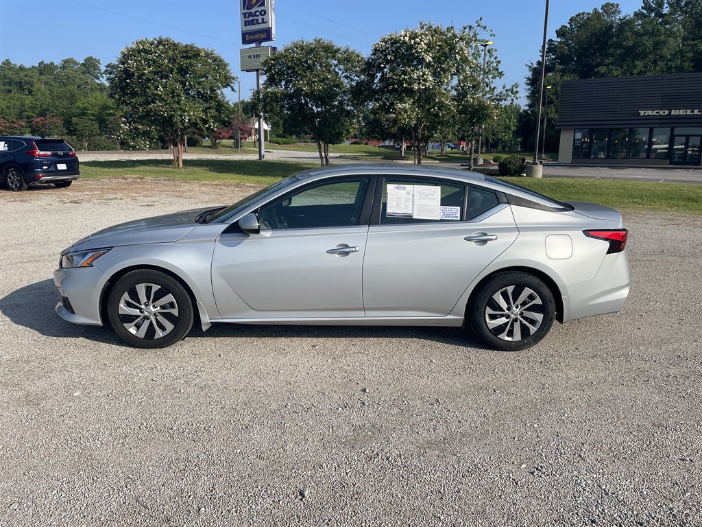 2021 Nissan Altima - $13,970