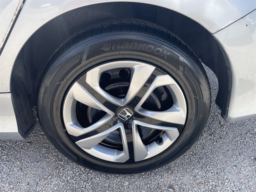 2016 Honda Civic - $10,760