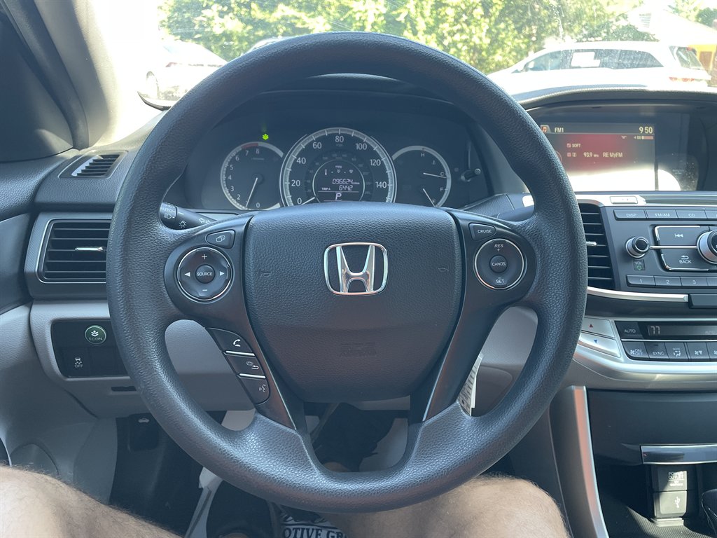 2015 Honda Accord - $13,960