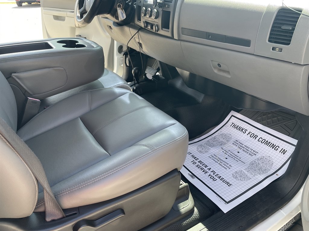 2012 Chevrolet Silverado - $24,860