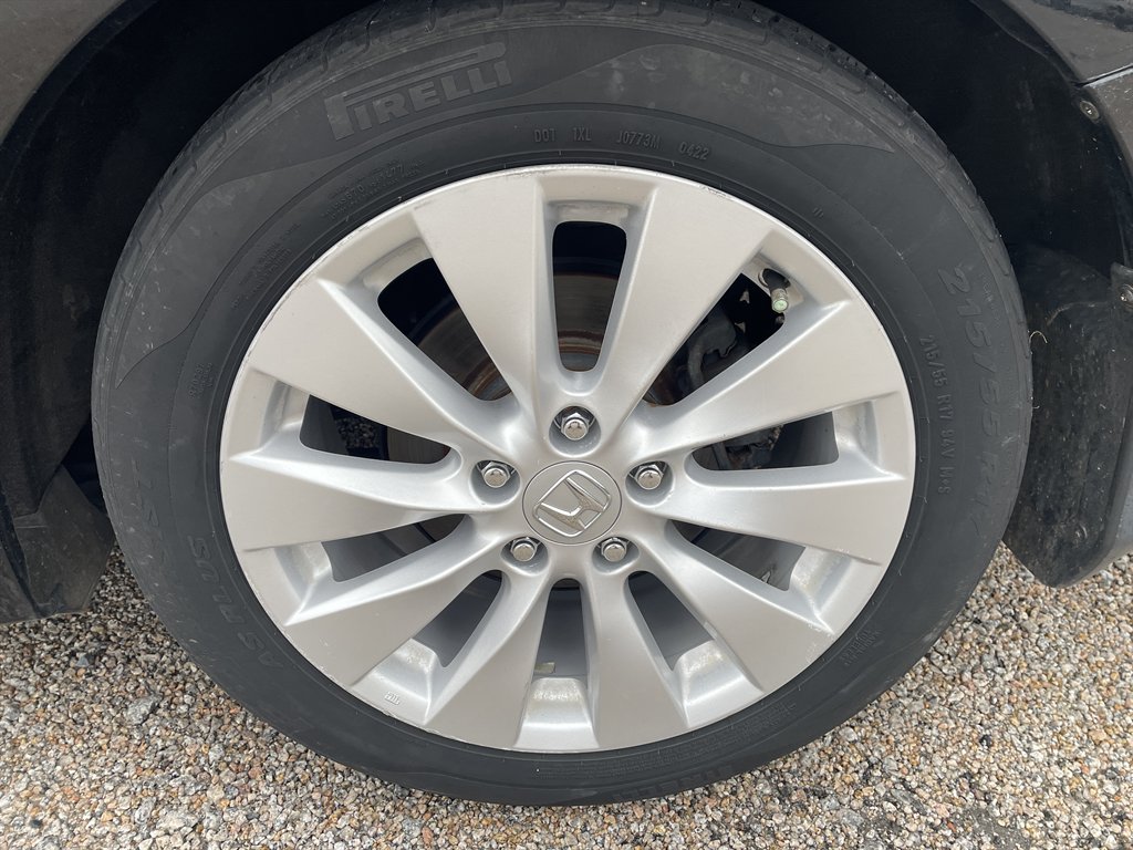 2014 Honda Accord - $12,940