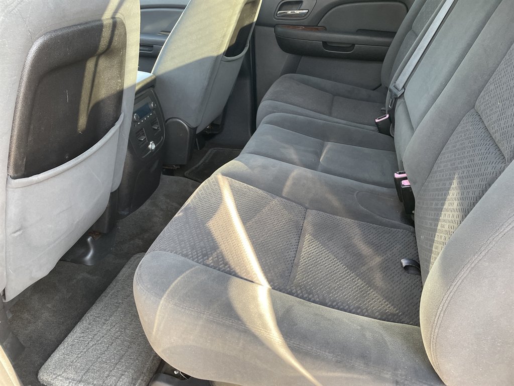 2007 Chevrolet Avalanche - $9,980