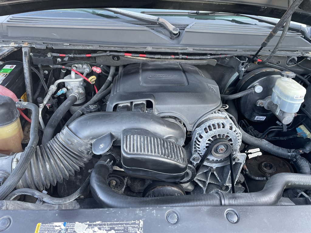 2007 Chevrolet Avalanche - $9,980