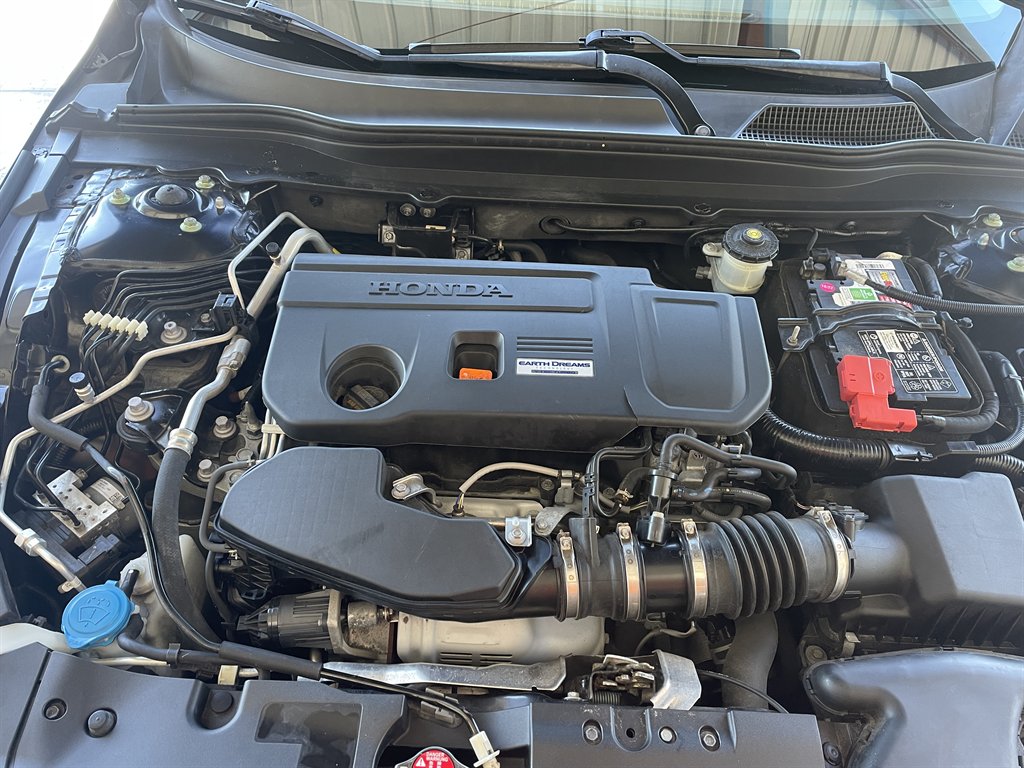 2018 Honda Accord - $17,960