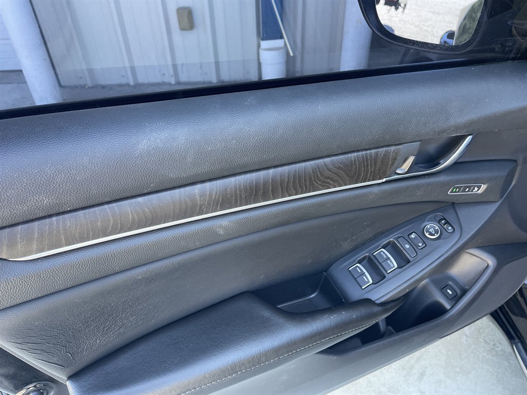 2018 Honda Accord - $17,960