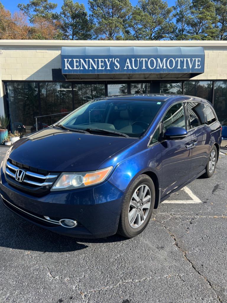 2015 Honda Odyssey Touring photo