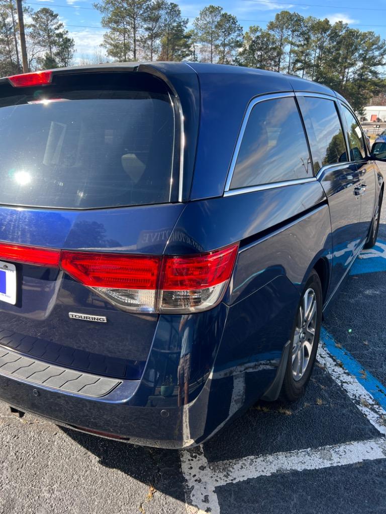 2015 Honda Odyssey Touring photo