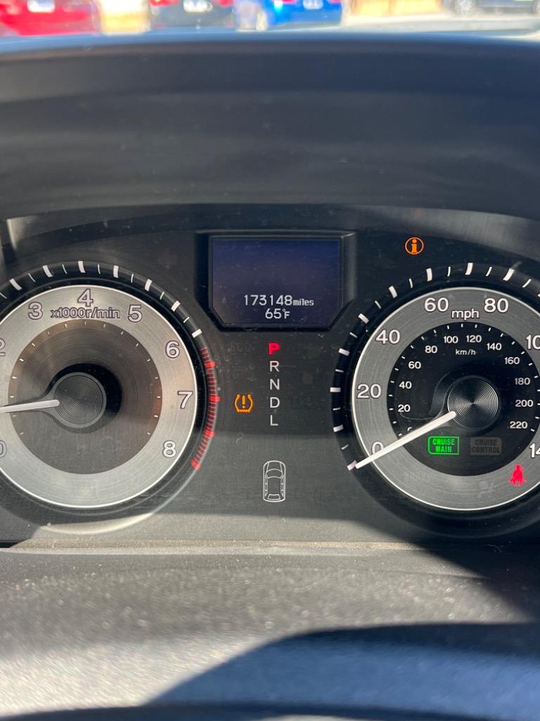 2015 Honda Odyssey - $9,500