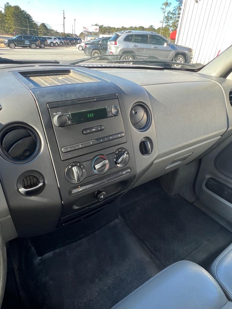 2005 Ford F-150 - $5,995