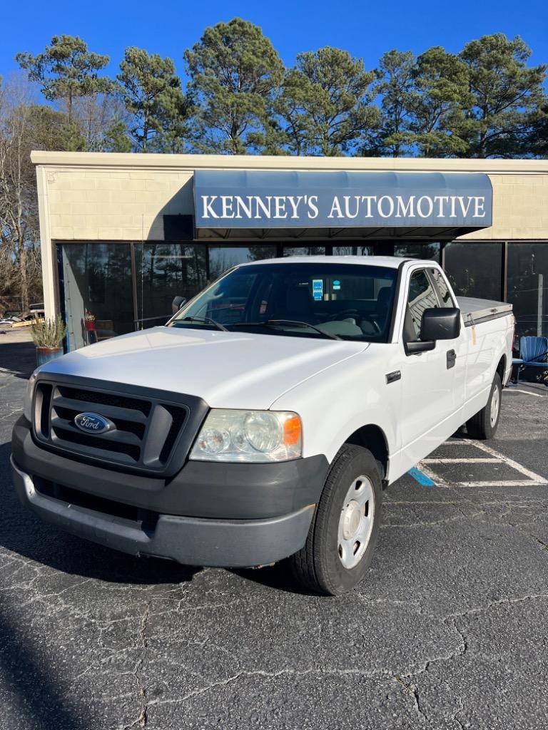 2005 Ford F-150 XL photo