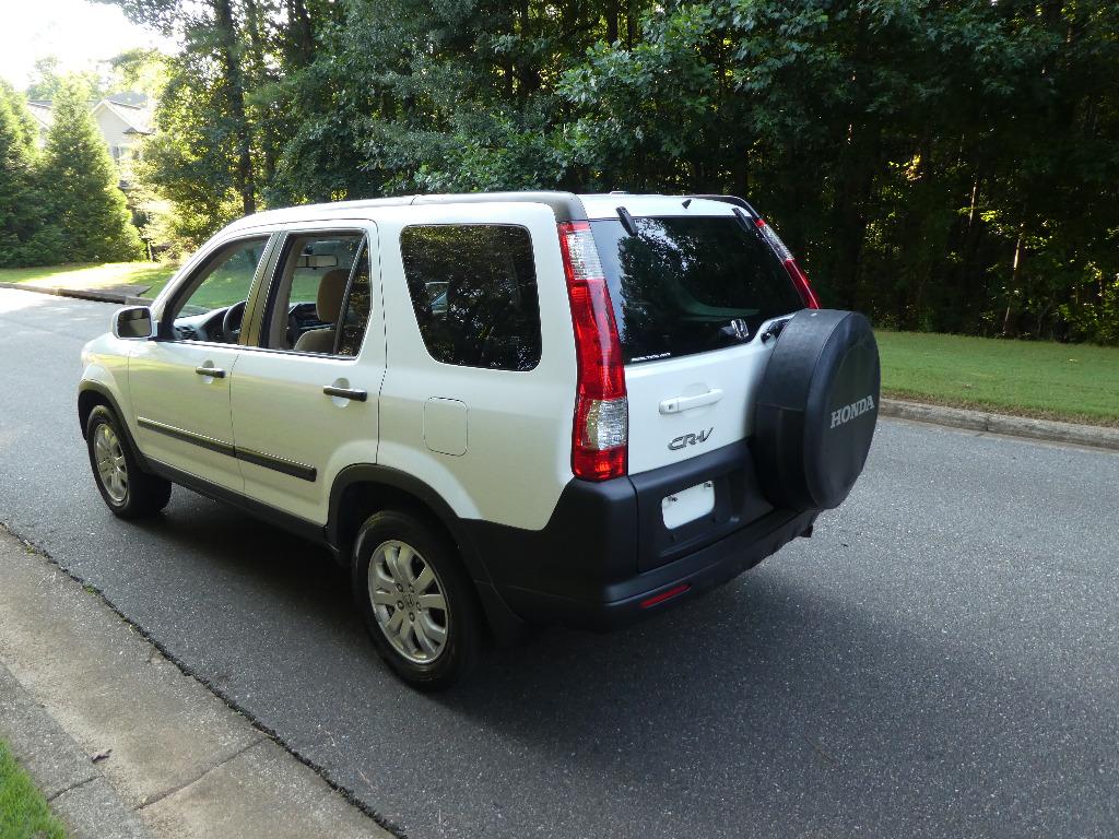 2005 Honda CR-V - $10,995