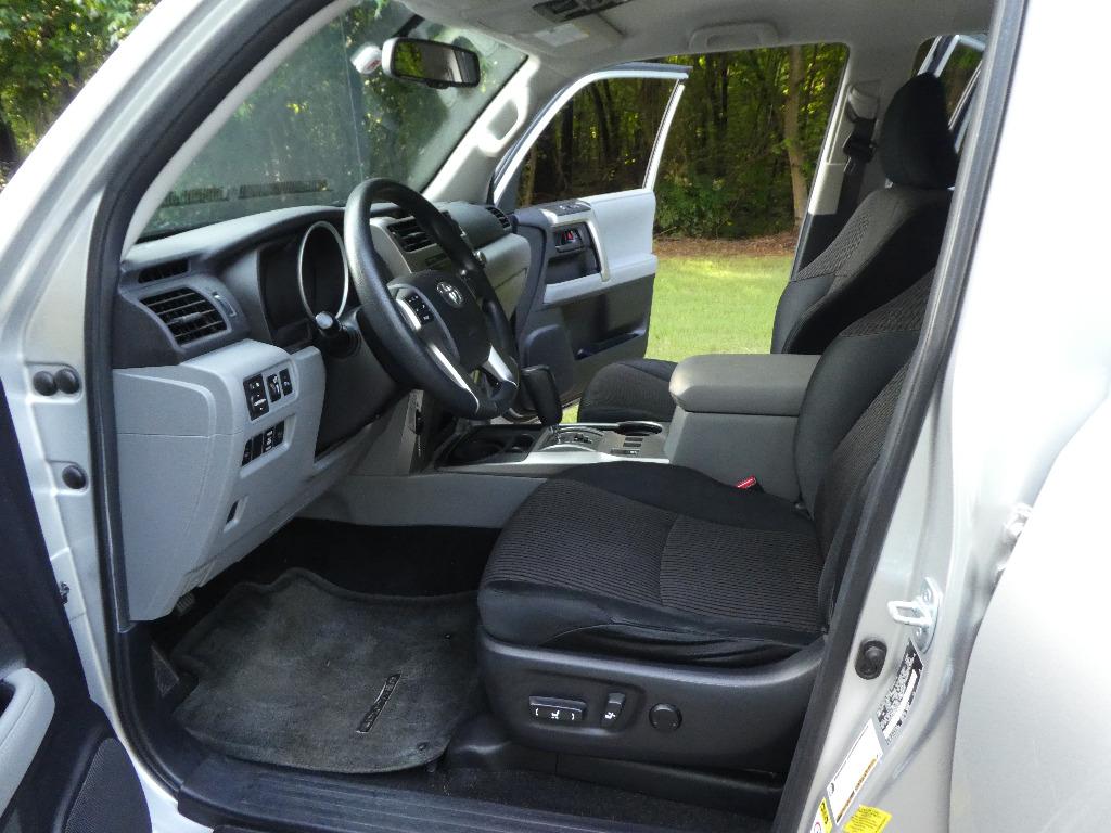 2011 Toyota 4Runner SR5 photo