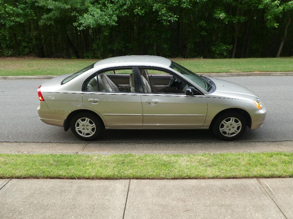2002 Honda Civic LX photo