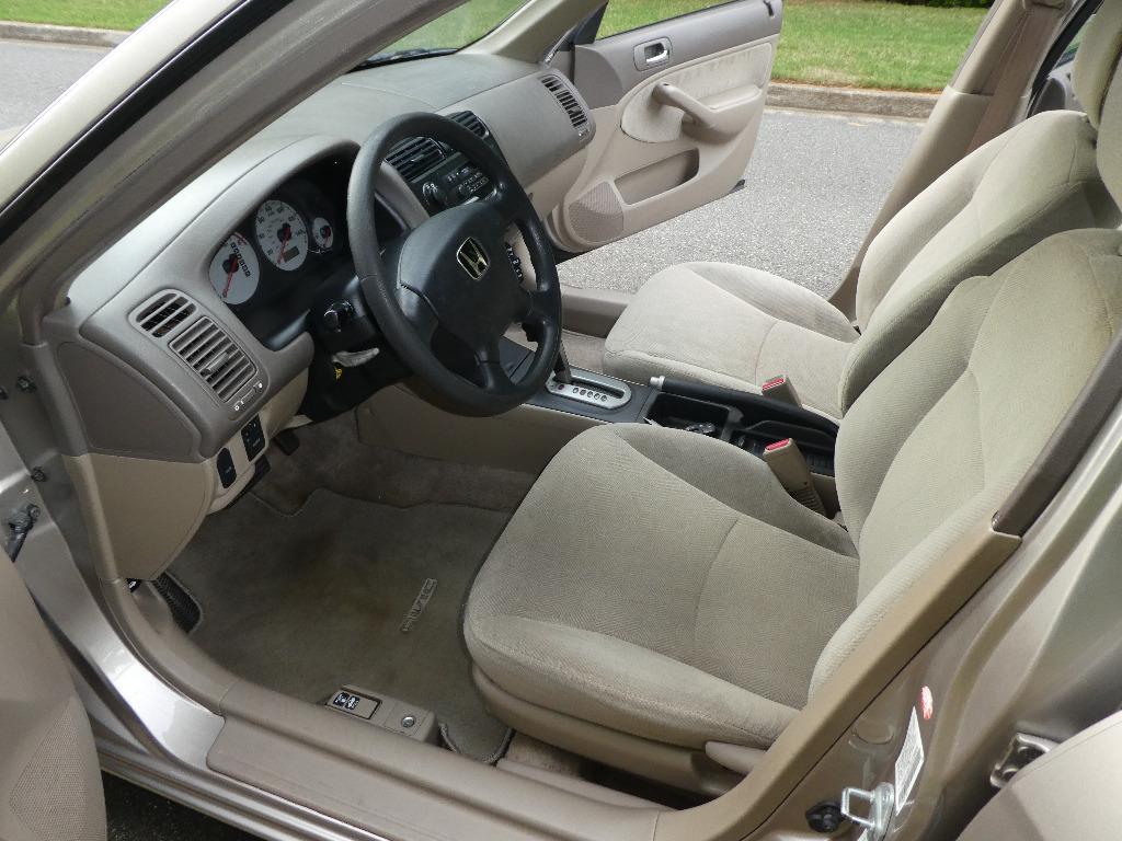 2002 Honda Civic LX photo
