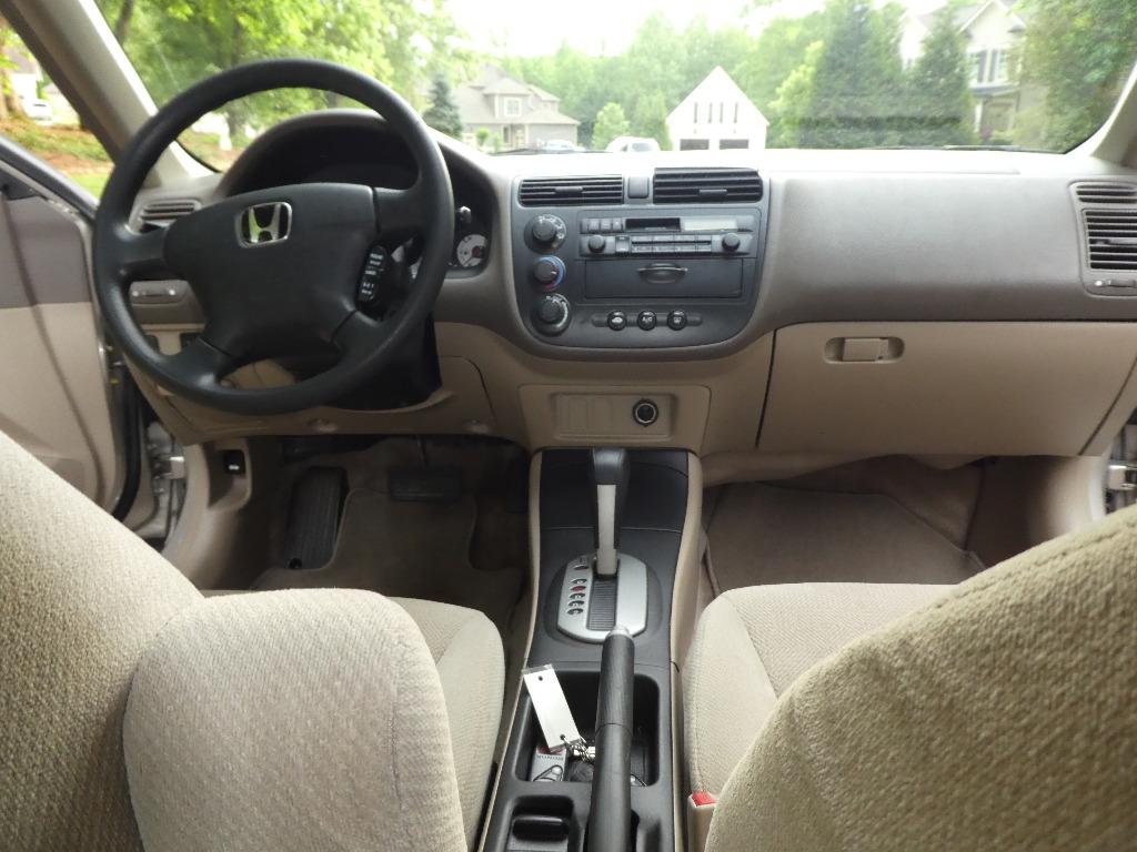 2002 Honda Civic LX photo