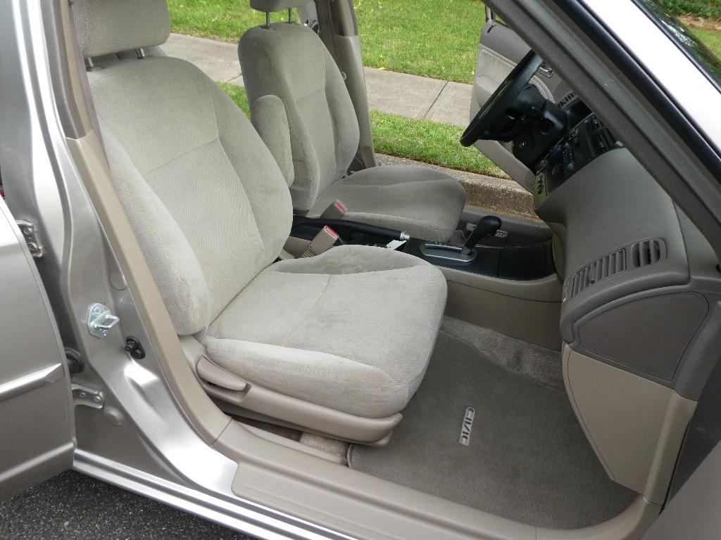 2002 Honda Civic LX photo