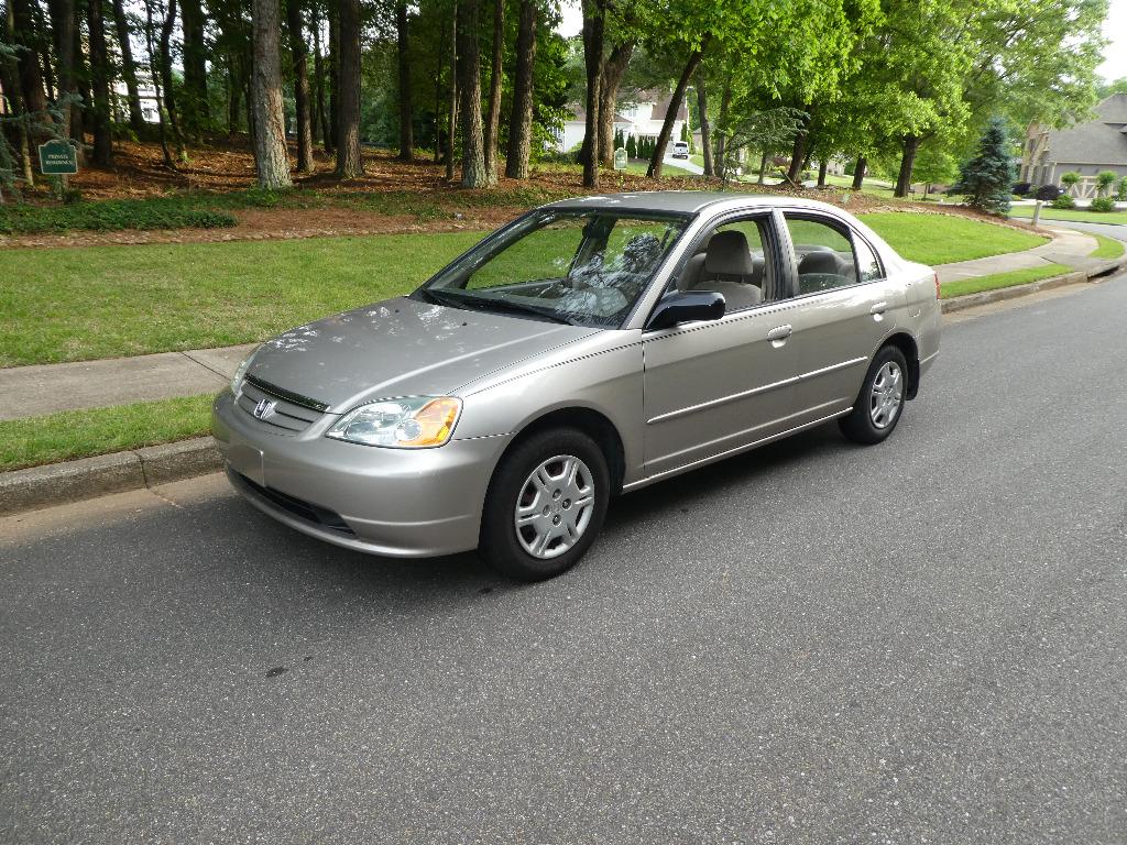 2002 Honda Civic LX photo