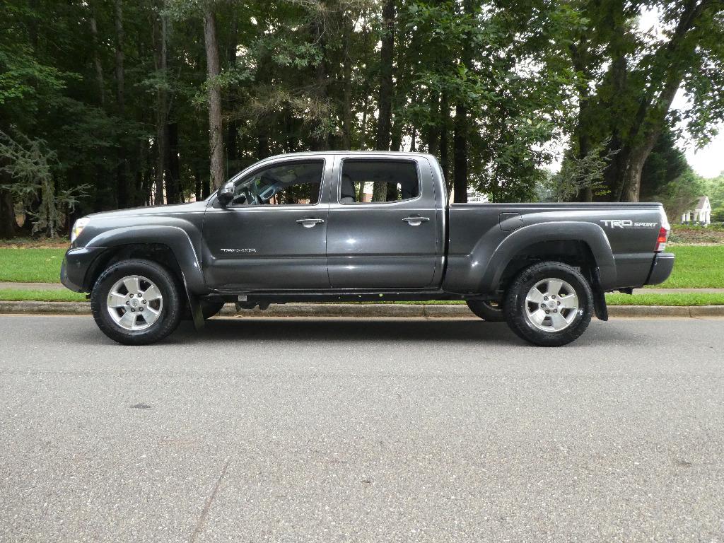 2015 Toyota Tacoma - $23,995