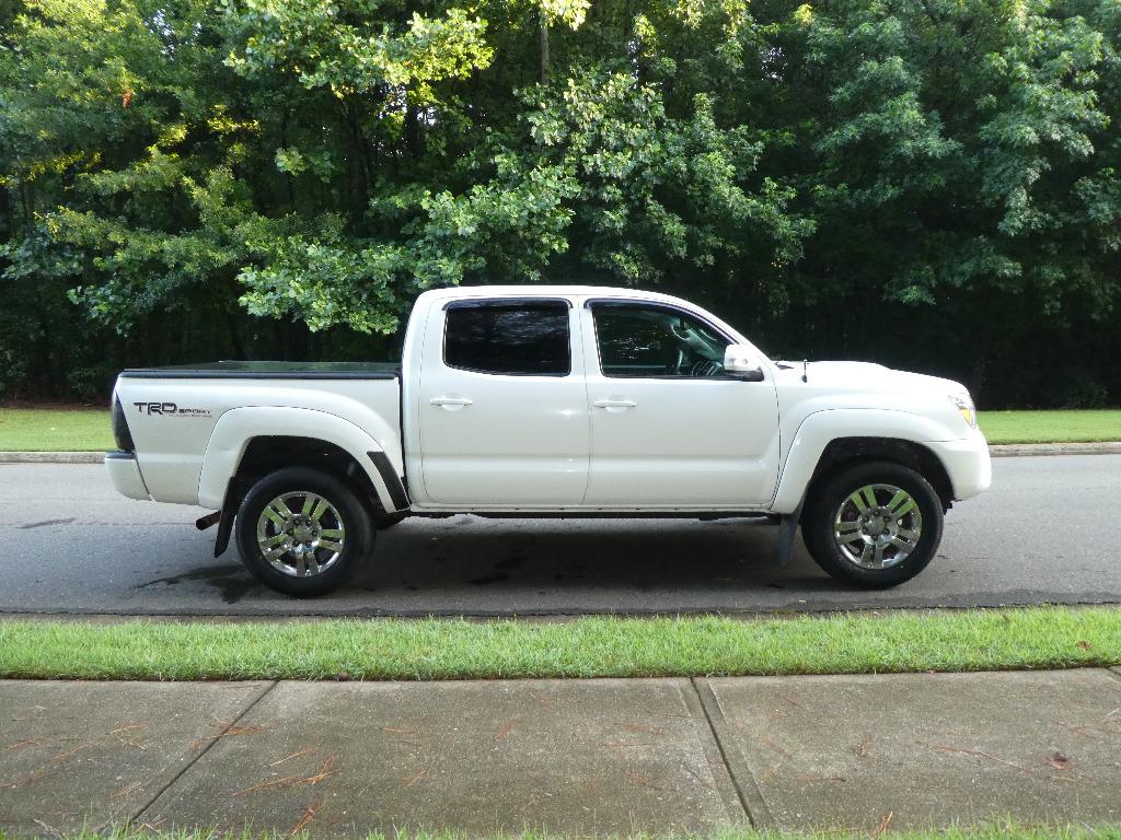 2012 Toyota Tacoma - $19,995