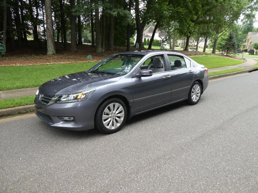 2013 Honda Accord - $15,495