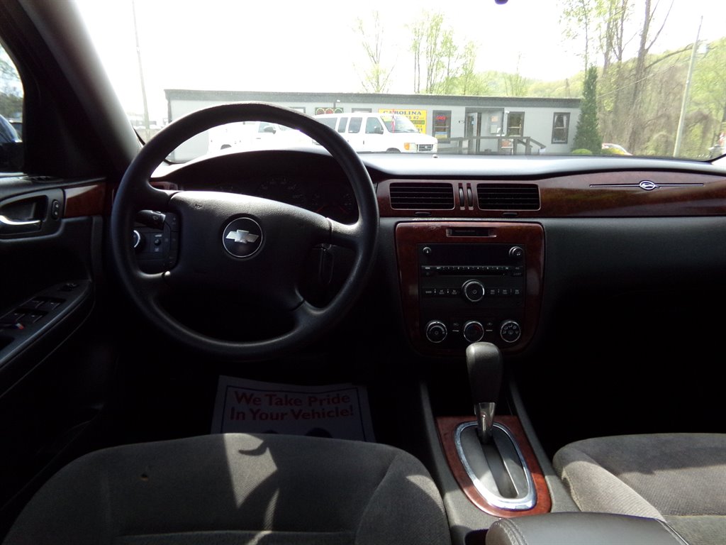 2007 Chevrolet Impala LS photo