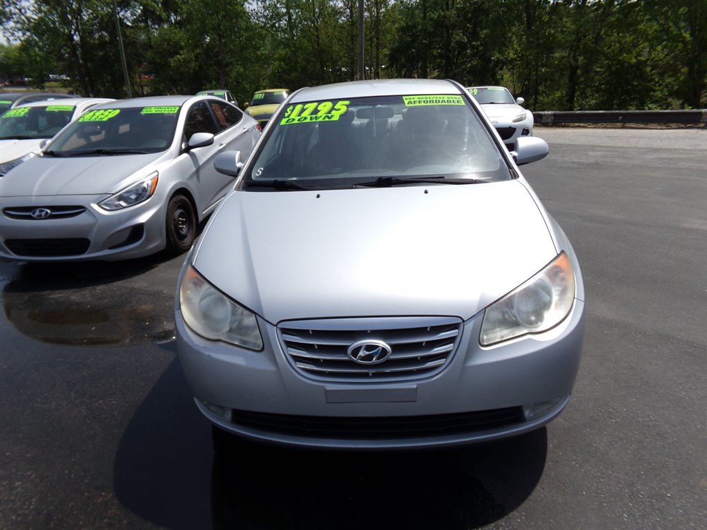 2010 Hyundai Elantra GLS photo